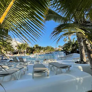 https://apartment-at-parque-santiago-3.tenerifehoteles.net